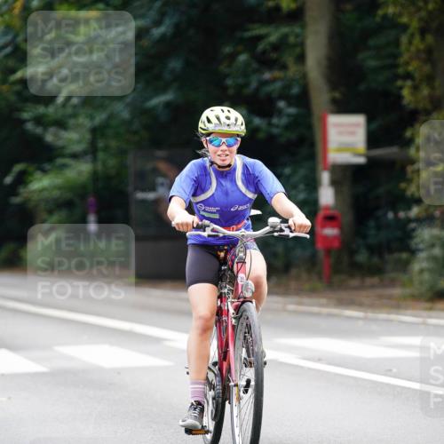 14.09.2025 - Stadtparktriathlon Michael Burmester http://msf.ph/oto/8908104 14.09.2025 13:54:08 Radfahren 1529, 1622, 1641 meine-sportfotos.de