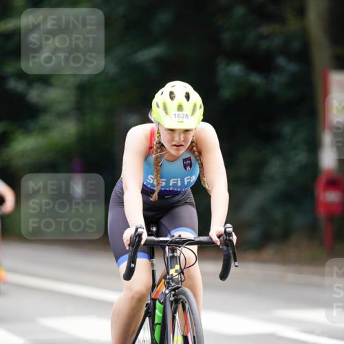 14.09.2025 - Stadtparktriathlon Michael Burmester http://msf.ph/oto/8908127 14.09.2025 13:54:26 Radfahren 1422, 1624, 1625, 1628, 1683, 1688 meine-sportfotos.de