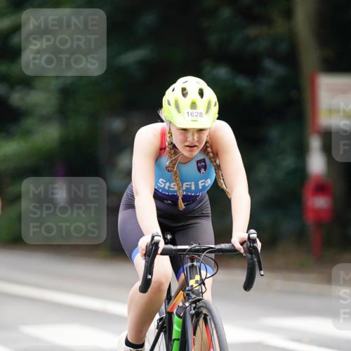 14.09.2025 - Stadtparktriathlon Michael Burmester http://msf.ph/oto/8908129 14.09.2025 13:54:26 Radfahren 1422, 1624, 1625, 1628, 1683, 1688 meine-sportfotos.de