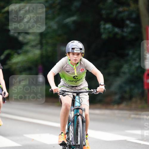 14.09.2025 - Stadtparktriathlon Michael Burmester http://msf.ph/oto/8908136 14.09.2025 13:54:29 Radfahren 1422, 1624, 1628, 1683, 1688 meine-sportfotos.de