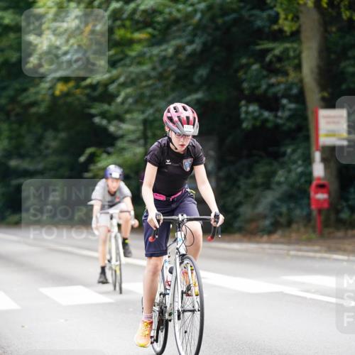 14.09.2025 - Stadtparktriathlon Michael Burmester http://msf.ph/oto/8908140 14.09.2025 13:54:30 Radfahren 1624, 1628, 1683, 1688 meine-sportfotos.de