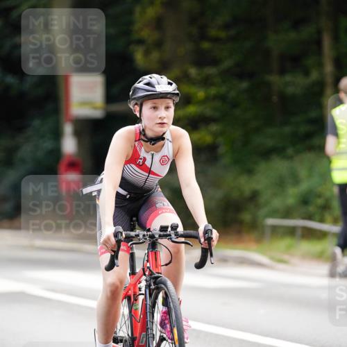 14.09.2025 - Stadtparktriathlon Michael Burmester http://msf.ph/oto/8908161 14.09.2025 13:54:54 Radfahren 1632, 1665, 1680 meine-sportfotos.de