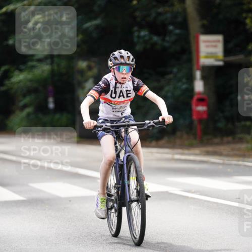 14.09.2025 - Stadtparktriathlon Michael Burmester http://msf.ph/oto/8908164 14.09.2025 13:54:55 Radfahren 1632, 1665, 1680 meine-sportfotos.de