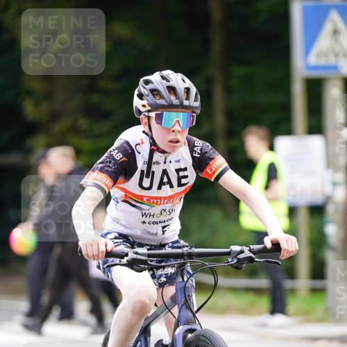 14.09.2025 - Stadtparktriathlon Michael Burmester http://msf.ph/oto/8908168 14.09.2025 13:54:55 Radfahren 1632, 1665, 1680 meine-sportfotos.de
