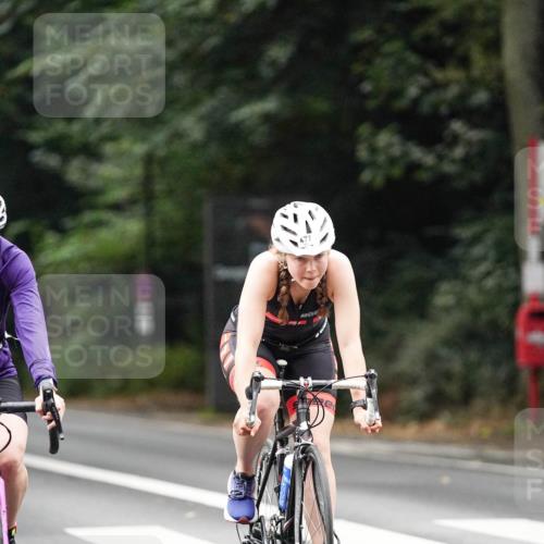 14.09.2025 - Stadtparktriathlon Michael Burmester http://msf.ph/oto/8908181 14.09.2025 09:27:04 Radfahren 477, 492, 497, 503 meine-sportfotos.de