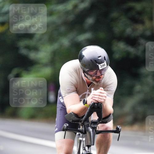 14.09.2025 - Stadtparktriathlon Michael Burmester http://msf.ph/oto/8908215 14.09.2025 09:27:30 Radfahren 346, 379, 467, 473 meine-sportfotos.de