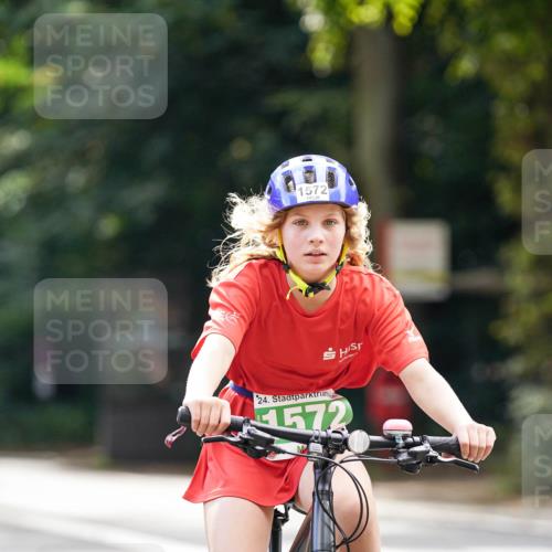 14.09.2025 - Stadtparktriathlon Michael Burmester http://msf.ph/oto/8908222 14.09.2025 13:56:00 Radfahren 1572, 1635, 1674 meine-sportfotos.de
