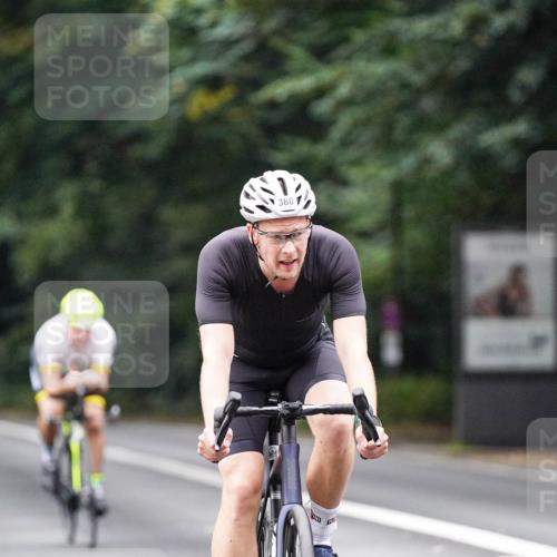 14.09.2025 - Stadtparktriathlon Michael Burmester http://msf.ph/oto/8908246 14.09.2025 09:27:46 Radfahren 380, 386, 401, 404, 445, 506 meine-sportfotos.de