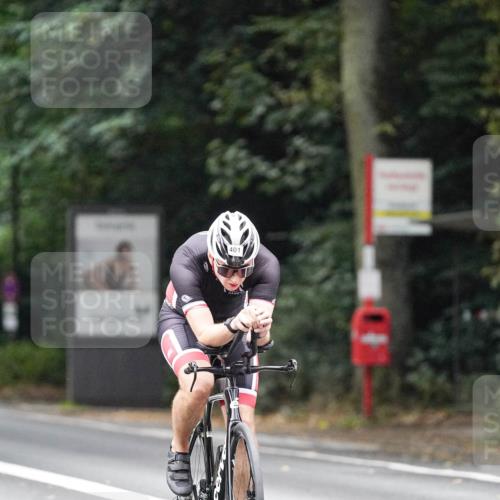 14.09.2025 - Stadtparktriathlon Michael Burmester http://msf.ph/oto/8908249 14.09.2025 09:27:47 Radfahren 380, 386, 401, 404, 445, 506 meine-sportfotos.de