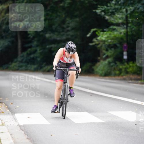 14.09.2025 - Stadtparktriathlon Michael Burmester http://msf.ph/oto/8908265 14.09.2025 13:58:27 Radfahren 1528, 1539 meine-sportfotos.de