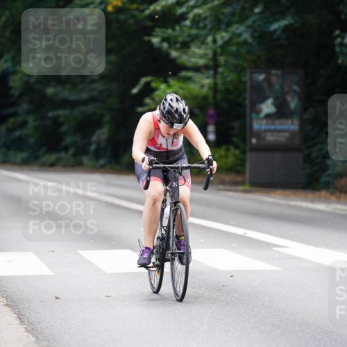 14.09.2025 - Stadtparktriathlon Michael Burmester http://msf.ph/oto/8908268 14.09.2025 13:58:28 Radfahren 1528, 1539 meine-sportfotos.de
