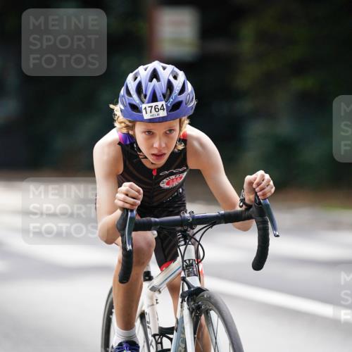 14.09.2025 - Stadtparktriathlon Michael Burmester http://msf.ph/oto/8908325 14.09.2025 14:24:37 Radfahren 1764 meine-sportfotos.de