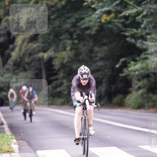 14.09.2025 - Stadtparktriathlon Michael Burmester http://msf.ph/oto/8908330 14.09.2025 09:28:57 Radfahren 392, 487, 504 meine-sportfotos.de