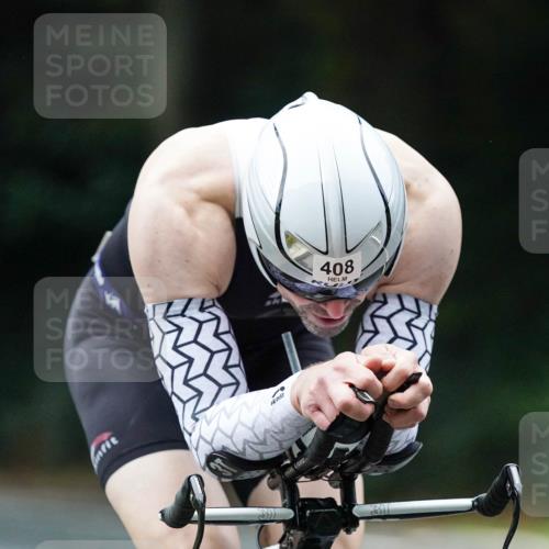 14.09.2025 - Stadtparktriathlon Michael Burmester http://msf.ph/oto/8908350 14.09.2025 09:29:13 Radfahren 402, 408, 416, 500 meine-sportfotos.de