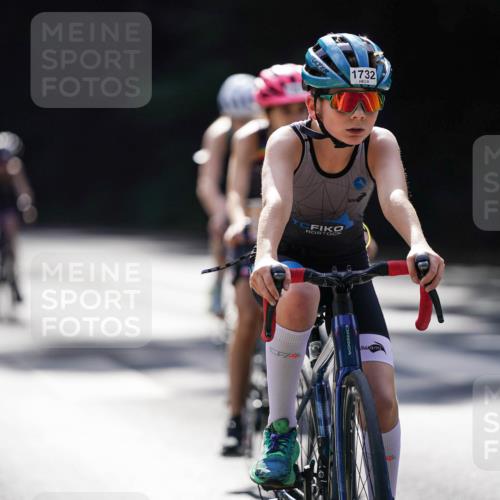 14.09.2025 - Stadtparktriathlon Michael Burmester http://msf.ph/oto/8908365 14.09.2025 14:25:07 Radfahren 1697, 1700, 1703, 1732, 1772, 1775, 1776, 1788 meine-sportfotos.de