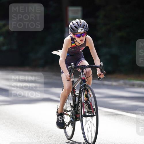 14.09.2025 - Stadtparktriathlon Michael Burmester http://msf.ph/oto/8908374 14.09.2025 14:25:09 Radfahren 1697, 1703, 1716, 1732, 1733, 1775, 1776, 1788 meine-sportfotos.de
