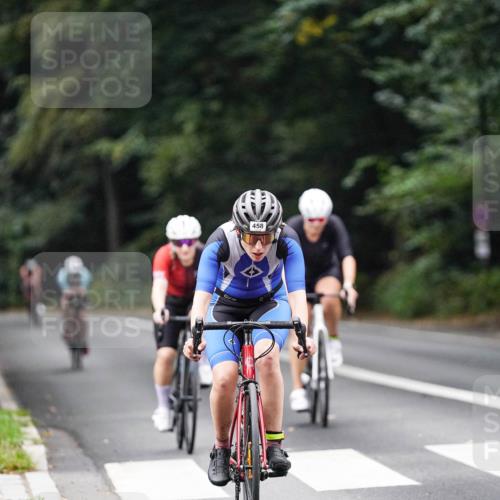 14.09.2025 - Stadtparktriathlon Michael Burmester http://msf.ph/oto/8908398 14.09.2025 09:29:57 Radfahren 412, 450, 458, 484, 501 meine-sportfotos.de