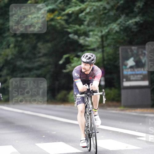 14.09.2025 - Stadtparktriathlon Michael Burmester http://msf.ph/oto/8908424 14.09.2025 09:34:53 Radfahren 383, 386, 393, 438, 477, 492 meine-sportfotos.de