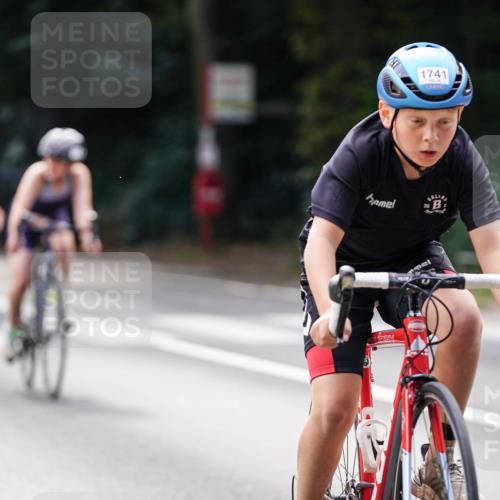 14.09.2025 - Stadtparktriathlon Michael Burmester http://msf.ph/oto/8908444 14.09.2025 14:25:33 Radfahren 1692, 1693, 1707, 1711, 1723, 1724, 1725, 1736, 1739, 1741, 1769, 1771, 1780, 1864 meine-sportfotos.de