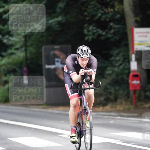 14.09.2025 - Stadtparktriathlon Michael Burmester http://msf.ph/oto/8908445 14.09.2025 09:35:09 Radfahren 400, 430, 445, 456, 506 meine-sportfotos.de