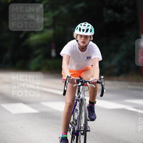 14.09.2025 - Stadtparktriathlon Michael Burmester http://msf.ph/oto/8908478 14.09.2025 14:25:46 Radfahren 1710, 1736, 1745, 1753, 1755, 1777, 1783 meine-sportfotos.de