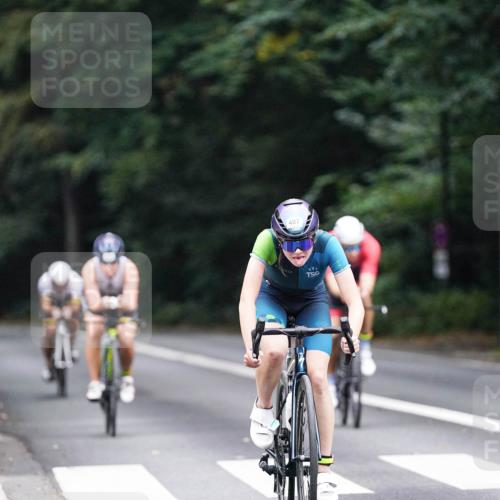 14.09.2025 - Stadtparktriathlon Michael Burmester http://msf.ph/oto/8908485 14.09.2025 09:35:48 Radfahren 392, 406, 460, 487, 505 meine-sportfotos.de