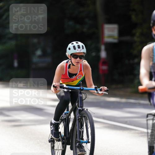 14.09.2025 - Stadtparktriathlon Michael Burmester http://msf.ph/oto/8908547 14.09.2025 14:26:13 Radfahren 1694, 1696, 1699, 1727, 1744, 1747, 1754, 1761, 1765, 1768, 1781 meine-sportfotos.de