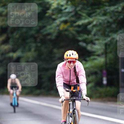 14.09.2025 - Stadtparktriathlon Michael Burmester http://msf.ph/oto/8908570 14.09.2025 09:37:05 Radfahren 423, 484, 500 meine-sportfotos.de