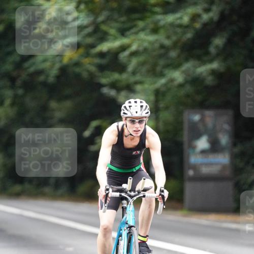 14.09.2025 - Stadtparktriathlon Michael Burmester http://msf.ph/oto/8908578 14.09.2025 09:37:09 Radfahren 423, 500 meine-sportfotos.de
