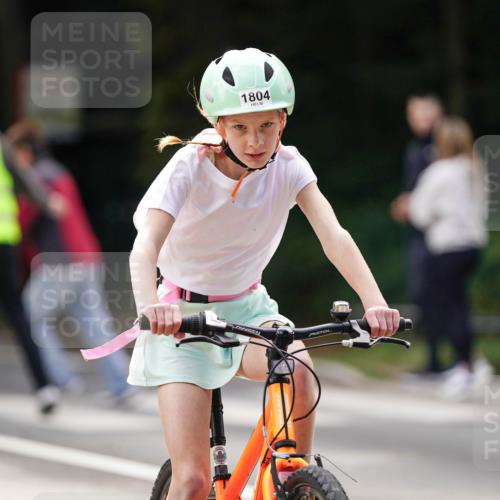 14.09.2025 - Stadtparktriathlon Michael Burmester http://msf.ph/oto/8908585 14.09.2025 14:26:26 Radfahren 1698, 1699, 1722, 1744, 1751, 1754, 1804, 1865 meine-sportfotos.de