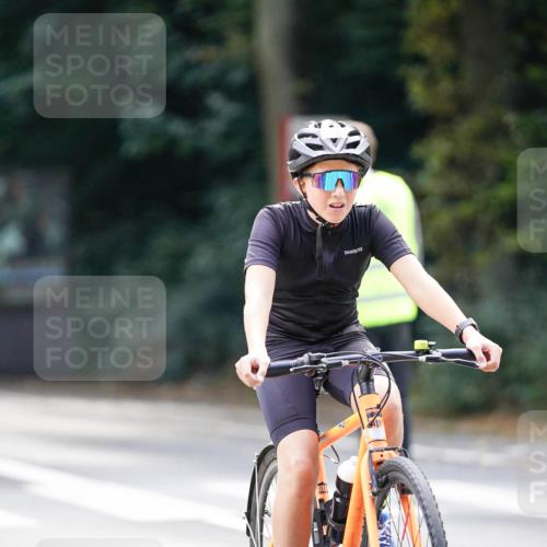 14.09.2025 - Stadtparktriathlon Michael Burmester http://msf.ph/oto/8908591 14.09.2025 14:26:32 Radfahren 1726, 1748, 1751, 1779, 1804 meine-sportfotos.de