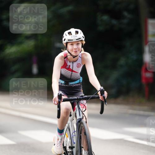 14.09.2025 - Stadtparktriathlon Michael Burmester http://msf.ph/oto/8908611 14.09.2025 14:26:39 Radfahren 1721, 1726, 1748, 1773, 1779 meine-sportfotos.de