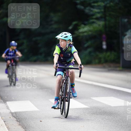14.09.2025 - Stadtparktriathlon Michael Burmester http://msf.ph/oto/8908615 14.09.2025 14:26:41 Radfahren 1721, 1726, 1748, 1773, 1779 meine-sportfotos.de
