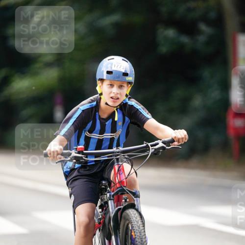 14.09.2025 - Stadtparktriathlon Michael Burmester http://msf.ph/oto/8908627 14.09.2025 14:26:46 Radfahren 1715, 1721, 1726, 1750, 1757, 1773 meine-sportfotos.de