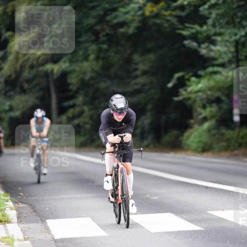 14.09.2025 - Stadtparktriathlon Michael Burmester http://msf.ph/oto/8908633 14.09.2025 09:38:42 Radfahren 474 meine-sportfotos.de