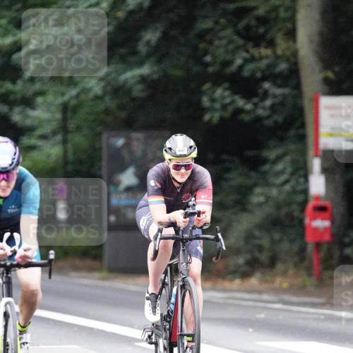 14.09.2025 - Stadtparktriathlon Michael Burmester http://msf.ph/oto/8908703 14.09.2025 09:40:27 Radfahren 443, 447, 473, 475, 483, 486, 495 meine-sportfotos.de