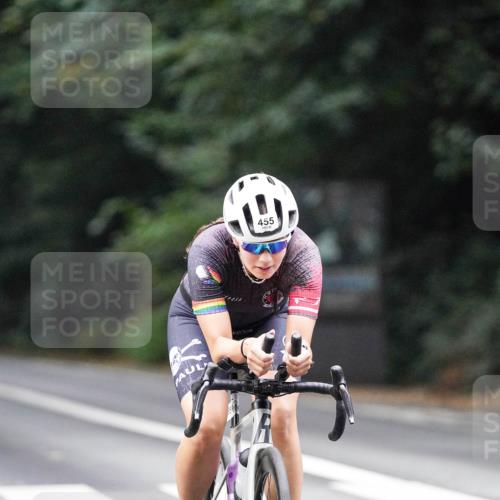 14.09.2025 - Stadtparktriathlon Michael Burmester http://msf.ph/oto/8908716 14.09.2025 09:40:50 Radfahren 440, 442, 455 meine-sportfotos.de