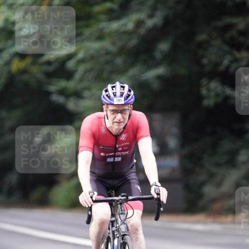 14.09.2025 - Stadtparktriathlon Michael Burmester http://msf.ph/oto/8908741 14.09.2025 09:42:02 Radfahren 395 meine-sportfotos.de