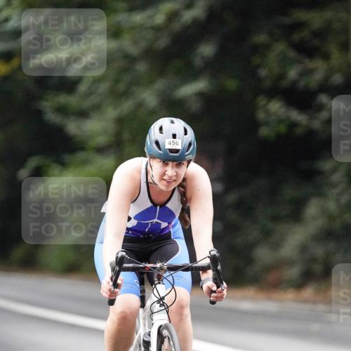 14.09.2025 - Stadtparktriathlon Michael Burmester http://msf.ph/oto/8908785 14.09.2025 09:43:35 Radfahren 456, 494, 504, 505 meine-sportfotos.de