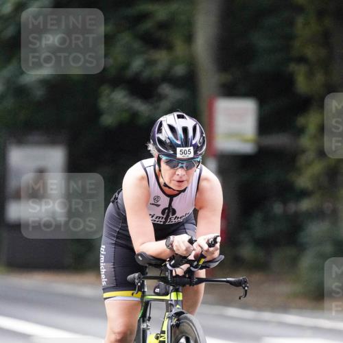 14.09.2025 - Stadtparktriathlon Michael Burmester http://msf.ph/oto/8908789 14.09.2025 09:43:43 Radfahren 467, 494, 505 meine-sportfotos.de