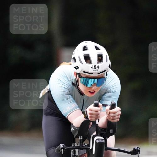 14.09.2025 - Stadtparktriathlon Michael Burmester http://msf.ph/oto/8908794 14.09.2025 09:44:00 Radfahren 484, 501 meine-sportfotos.de