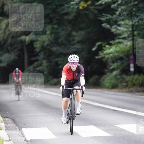 14.09.2025 - Stadtparktriathlon Michael Burmester http://msf.ph/oto/8908818 14.09.2025 09:47:07 Radfahren 450, 464, 482 meine-sportfotos.de