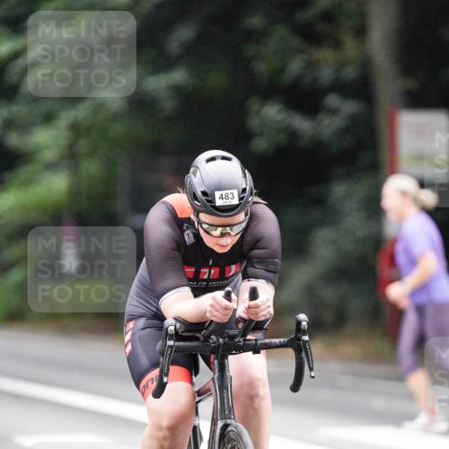 14.09.2025 - Stadtparktriathlon Michael Burmester http://msf.ph/oto/8908845 14.09.2025 09:47:45 Radfahren 483, 488 meine-sportfotos.de