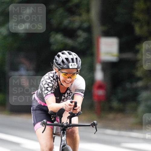 14.09.2025 - Stadtparktriathlon Michael Burmester http://msf.ph/oto/8908877 14.09.2025 09:48:36 Radfahren 439 meine-sportfotos.de