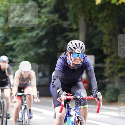 14.09.2025 - Stadtparktriathlon Michael Burmester http://msf.ph/oto/8908900 14.09.2025 09:50:36 Radfahren 465, 477, 537, 545, 547 meine-sportfotos.de