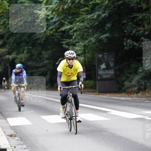 14.09.2025 - Stadtparktriathlon Michael Burmester http://msf.ph/oto/8908909 14.09.2025 09:50:52 Radfahren 498, 563, 594, 604, 610 meine-sportfotos.de