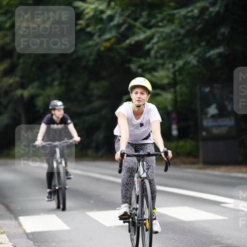 14.09.2025 - Stadtparktriathlon Michael Burmester http://msf.ph/oto/8908921 14.09.2025 09:51:03 Radfahren 504, 528, 563, 580 meine-sportfotos.de