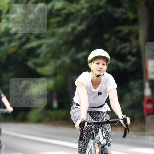 14.09.2025 - Stadtparktriathlon Michael Burmester http://msf.ph/oto/8908923 14.09.2025 09:51:04 Radfahren 504, 528, 563, 580 meine-sportfotos.de