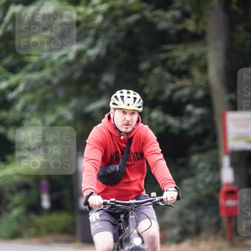 14.09.2025 - Stadtparktriathlon Michael Burmester http://msf.ph/oto/8908937 14.09.2025 09:51:42 Radfahren 505, 512, 533, 620 meine-sportfotos.de