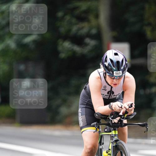 14.09.2025 - Stadtparktriathlon Michael Burmester http://msf.ph/oto/8908940 14.09.2025 09:51:48 Radfahren 467, 505, 584, 620 meine-sportfotos.de